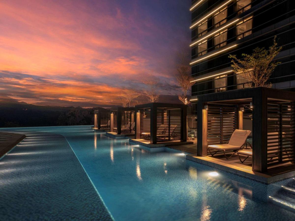 Swissotel Clark Philippines Clark Field Exterior photo